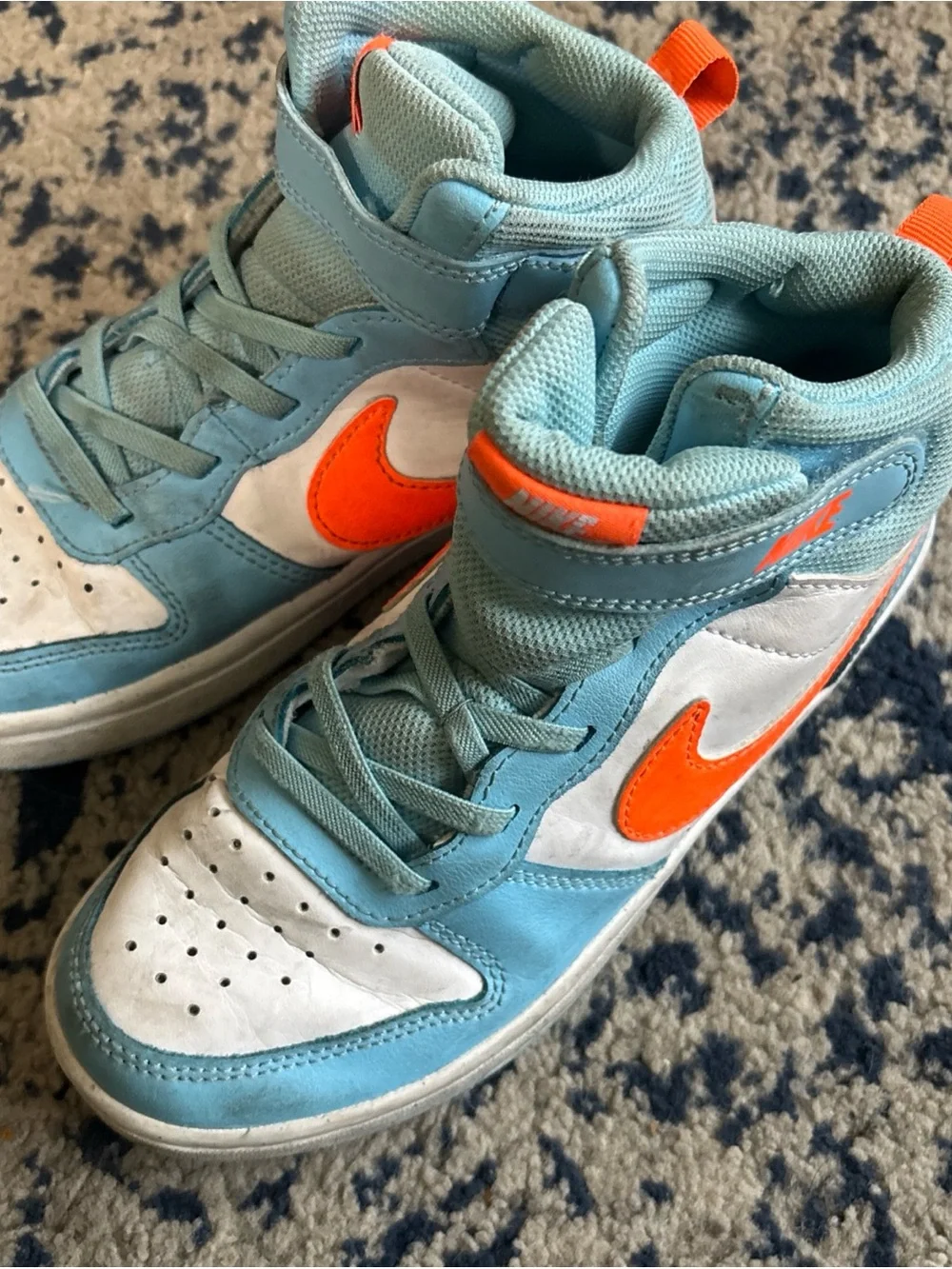 Nike Kids' High-Top Sneakers in Light Blue & Orange Size 3Y Youth